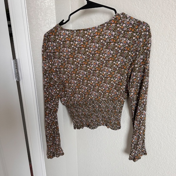 Altar’d State Top - Picture 2 of 3